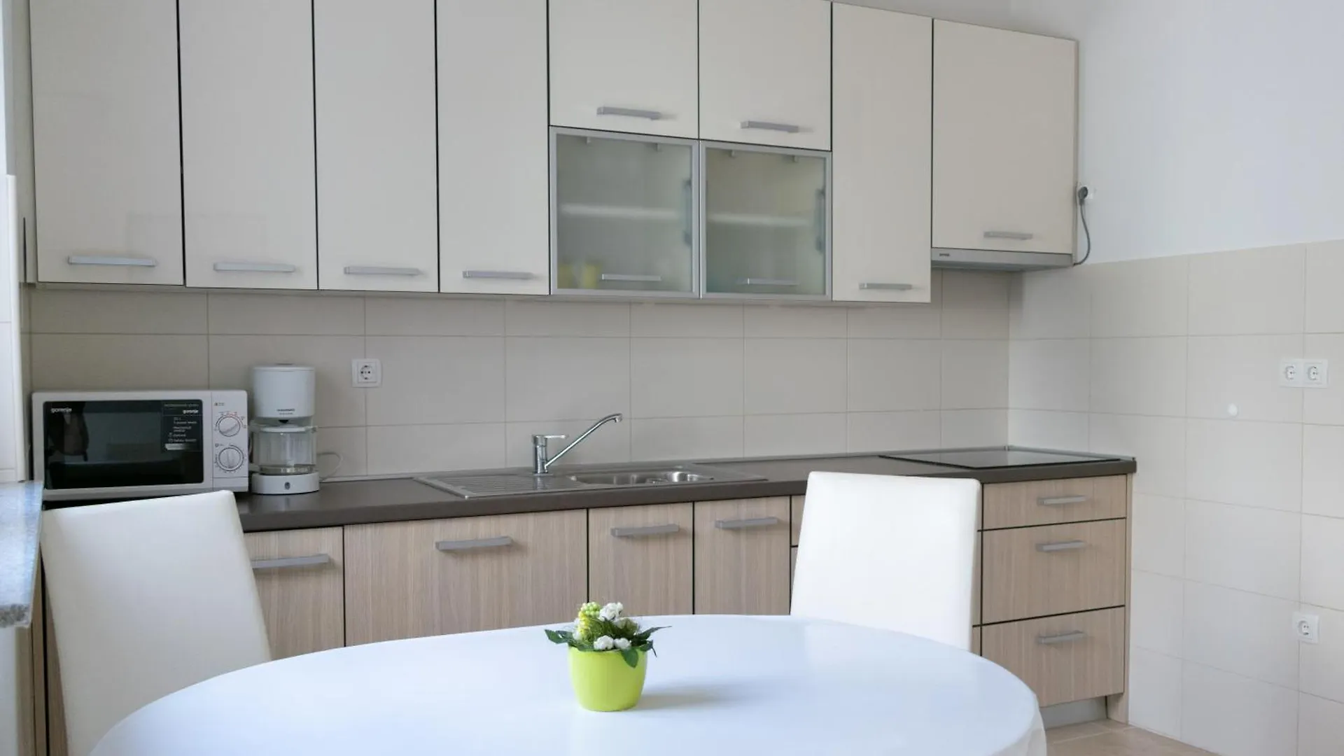 Mile Starigrad - Book Your Next Cozy Vacation